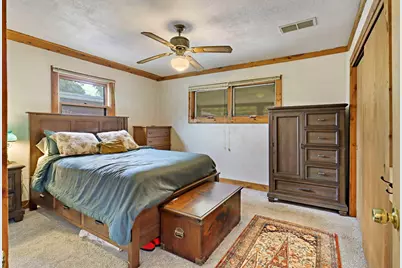 2602 W Mangold Ave, Milwaukee, WI 53221 - Photo 11
