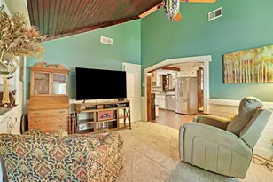 2602 W Mangold Ave, Milwaukee, WI 53221 - Photo 9