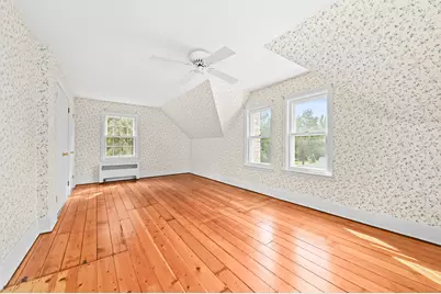 7902  Stickney Ave, Wauwatosa, WI 53213 - Photo 23