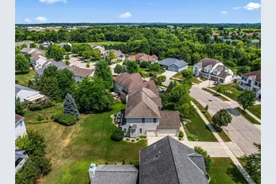 700  Creekwood Dr, West Bend, WI 53095 - Photo 55