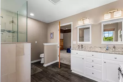 700  Creekwood Dr, West Bend, WI 53095 - Photo 33