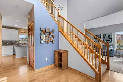 700  Creekwood Dr, West Bend, WI 53095 - Photo 5