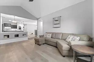 996 Bedford Ct, Racine, WI 53406 - Photo 17