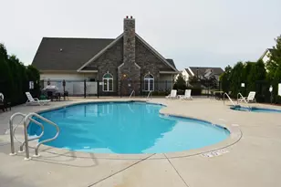 996 Bedford Ct, Racine, WI 53406 - Photo 39