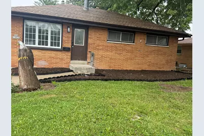 N88W14926  Jefferson Ave, Menomonee Falls, WI 53051 - Photo 1
