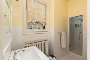 3266 N Lake Dr, Milwaukee, WI 53211 - Photo 33