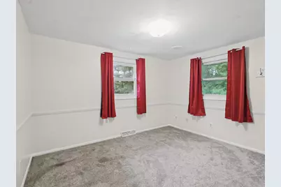 4608 W Reineking Dr, Sheboygan, WI 53083 - Photo 13