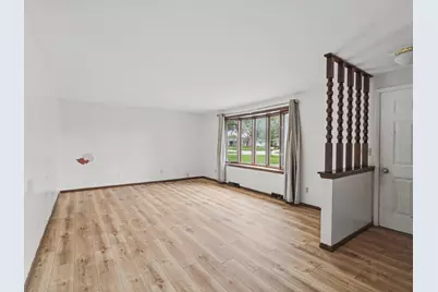4608 W Reineking Dr, Sheboygan, WI 53083 - Photo 7
