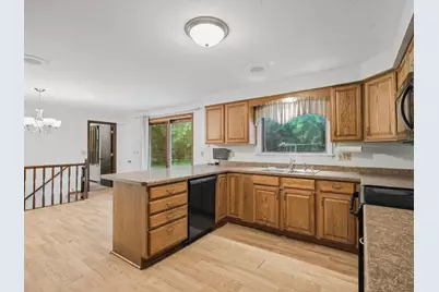 4608 W Reineking Dr, Sheboygan, WI 53083 - Photo 3