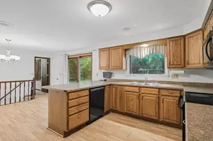 4608 W Reineking Dr, Sheboygan, WI 53083 - Photo 3