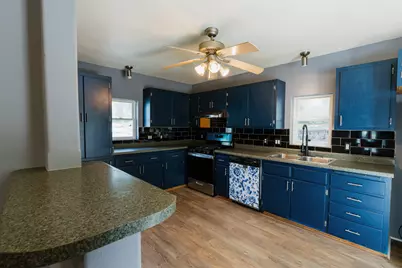 801 E Main St, Waukesha, WI 53186 - Photo 21