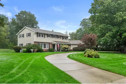 16040  Siesta Ln, Brookfield, WI 53005 - Photo 3
