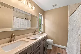 622 Hickory Hollow Rd, Racine, WI 53185 - Photo 23
