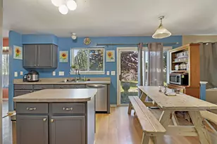 9918 66th St, Kenosha, WI 53142 - Photo 7