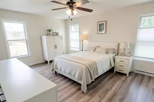1027 W Shaker Cir, Mequon, WI 53092 - Photo 11