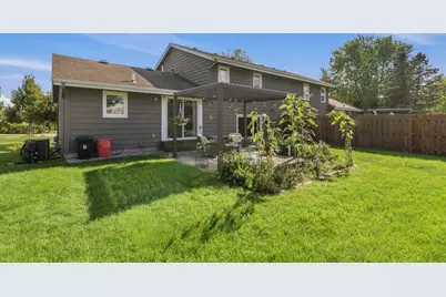 8597 N Meadowside Ct, Brown Deer, WI 53223 - Photo 23