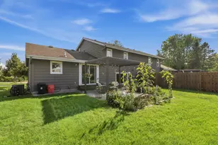 8597 N Meadowside Ct, Brown Deer, WI 53223 - Photo 23