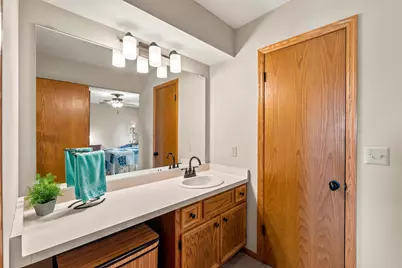 8597 N Meadowside Ct, Brown Deer, WI 53223 - Photo 19