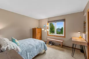 8597 N Meadowside Ct, Brown Deer, WI 53223 - Photo 21