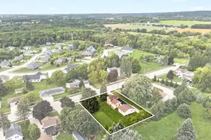714 Summit St, Plymouth, WI 53073 - Photo 37