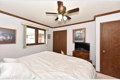 731  Tamarack Dr, West Bend, WI 53095 - Photo 15