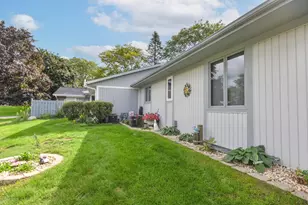 731 Tamarack Dr, West Bend, WI 53095 - Photo 47