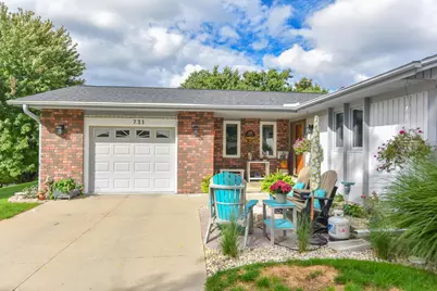 731  Tamarack Dr, West Bend, WI 53095 - Photo 3
