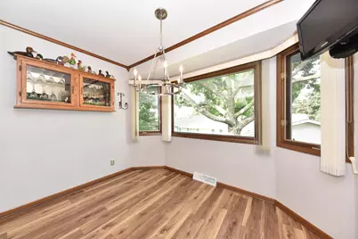 731  Tamarack Dr, West Bend, WI 53095 - Photo 7