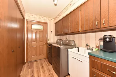 731  Tamarack Dr, West Bend, WI 53095 - Photo 19