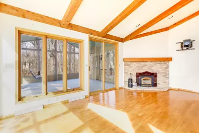 2128  Hunters Ridge Ct, Manitowoc, WI 54220 - Photo 25