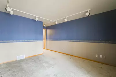 2128  Hunters Ridge Ct, Manitowoc, WI 54220 - Photo 53