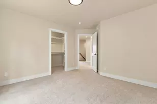 338 Mosie Ct, Manitowoc, WI 54220 - Photo 41