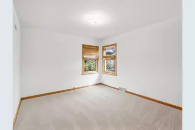 5544 N 26th St, Milwaukee, WI 53209 - Photo 11