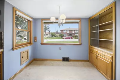 5544 N 26th St, Milwaukee, WI 53209 - Photo 9