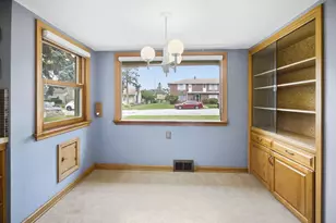5544 N 26th St, Milwaukee, WI 53209 - Photo 9