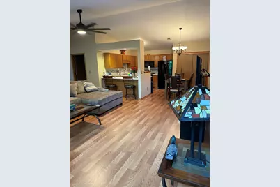 6205 S Creekside Dr #8, Cudahy, WI 53110 - Photo 3