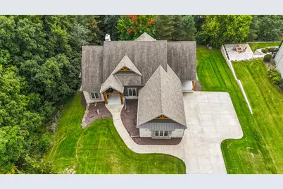 18425  Patti Ln, Brookfield, WI 53045 - Photo 35