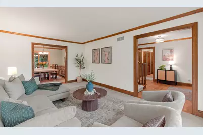 3925 W Sherbrooke Dr, Mequon, WI 53092 - Photo 3