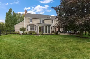 3925 W Sherbrooke Dr, Mequon, WI 53092 - Photo 35