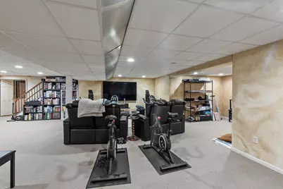 3925 W Sherbrooke Dr, Mequon, WI 53092 - Photo 33