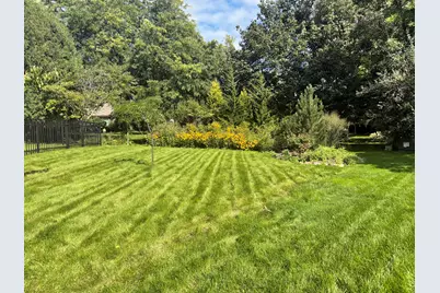3925 W Sherbrooke Dr, Mequon, WI 53092 - Photo 41
