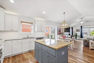 1811  Farm View Dr, Port Washington, WI 53024 - Photo 15