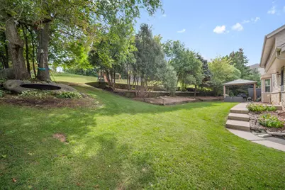 1600  Constitution Dr, Brookfield, WI 53045 - Photo 35