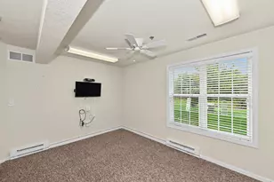 9227 S 54th St, Franklin, WI 53132 - Photo 35