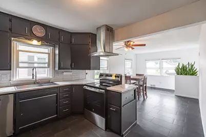 2318  Ferry St, La Crosse, WI 54601 - Photo 5