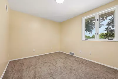 904 S 112th St, West Allis, WI 53214 - Photo 23