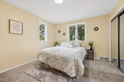 904 S 112th St, West Allis, WI 53214 - Photo 21