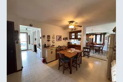 4425  89th St, Kenosha, WI 53142 - Photo 11