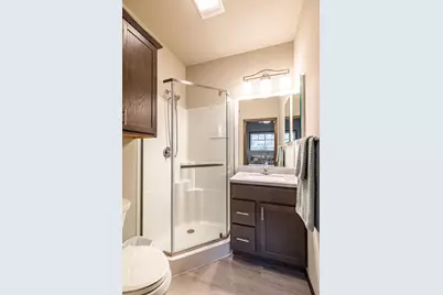 1315  Hagar St, La Crosse, WI 54603 - Photo 9