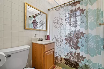 501 N 113th St, Wauwatosa, WI 53226 - Photo 7